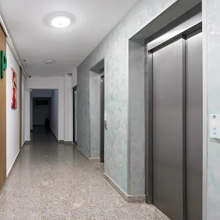 Ivory Concept 65 A Apartament