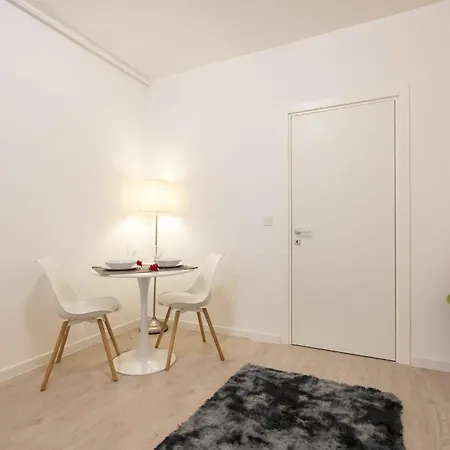 Ivory Concept 65 A Apartament