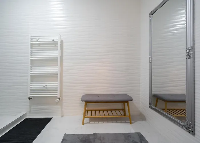 Ivory Concept 65 A Apartment