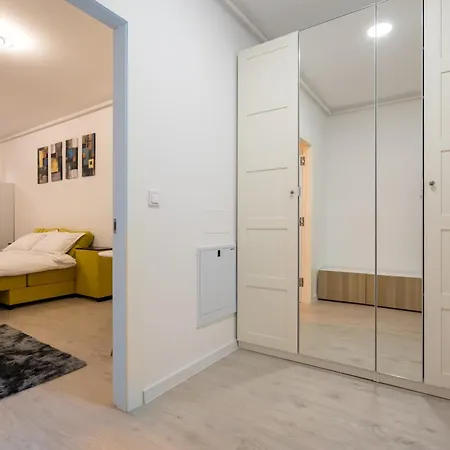 Apartment Ivory Concept 65 A Bucharest